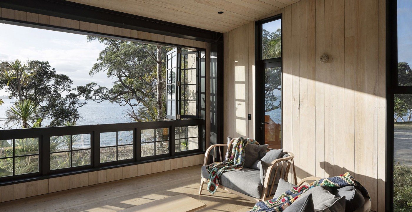 Buckletons_Living-Window_8-of-10.jpg