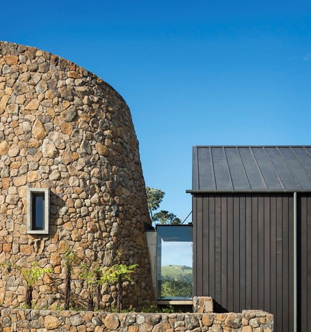 Hilltop House, Pureua Peninsula, 2008-2012