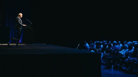 NZIA President Tim Melville presents the closing address.