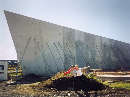 Andrea and Rich with one of his first buildings for Jasmax after returning from London, 1996.