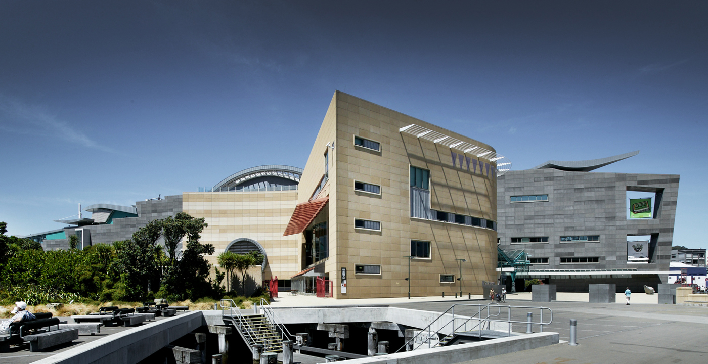 Nzia Hero Two 0000 Hero 10