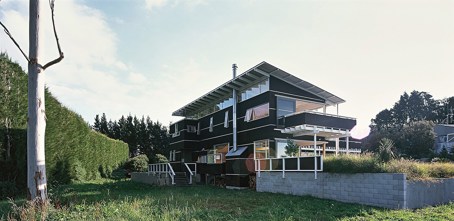 Hall House, Tauranga, 2002