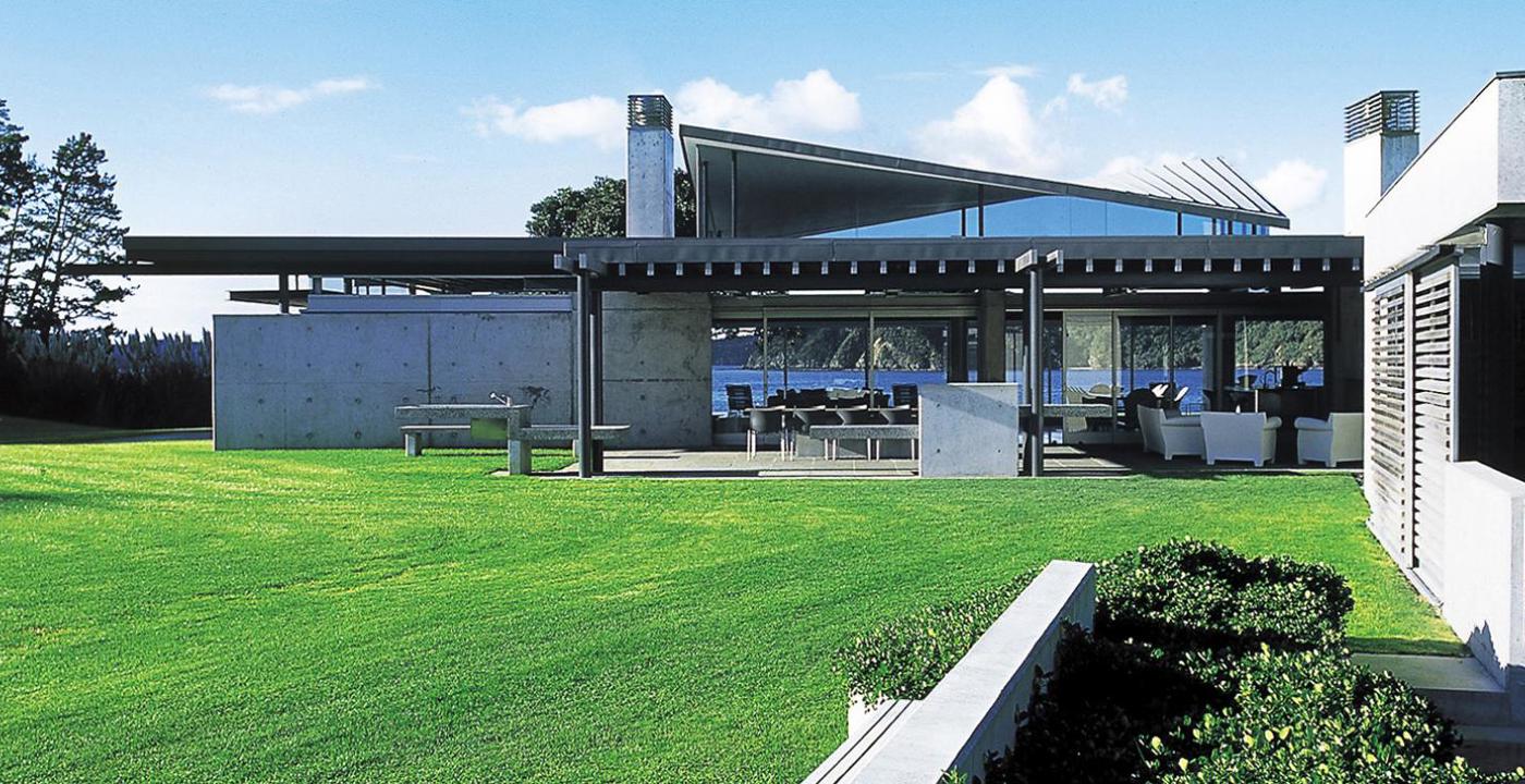 2006 Beach Retreat Bossley Arch