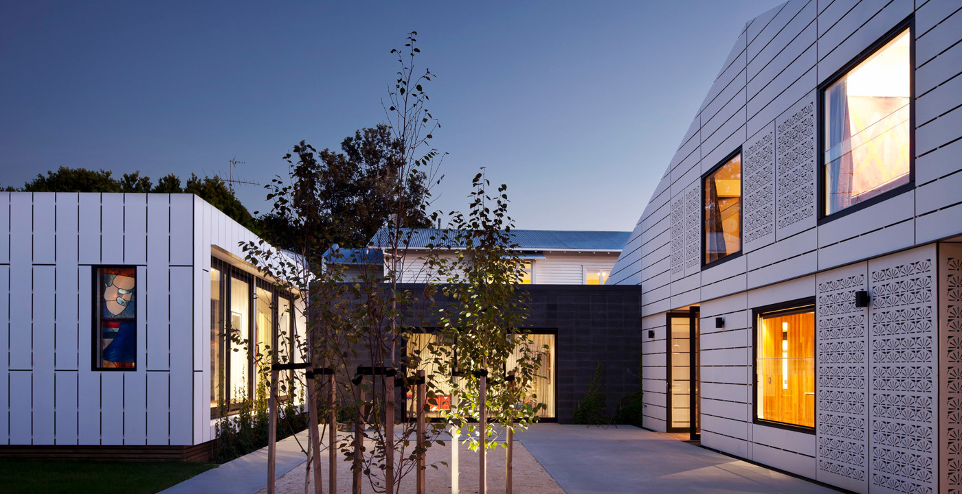 House-for-family-of-five_CourtyardView1_2of6.jpg